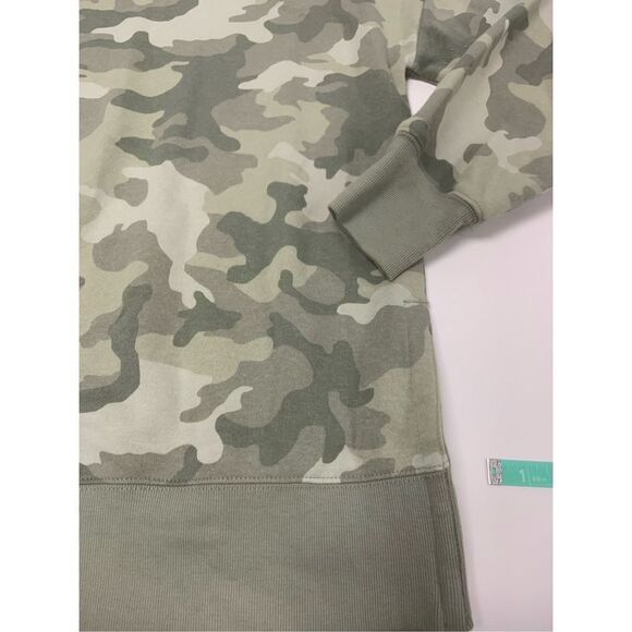 Cute Camo Sweatshirt - Picture 2 of 7